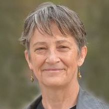 Elizabeth Le Guin headshot