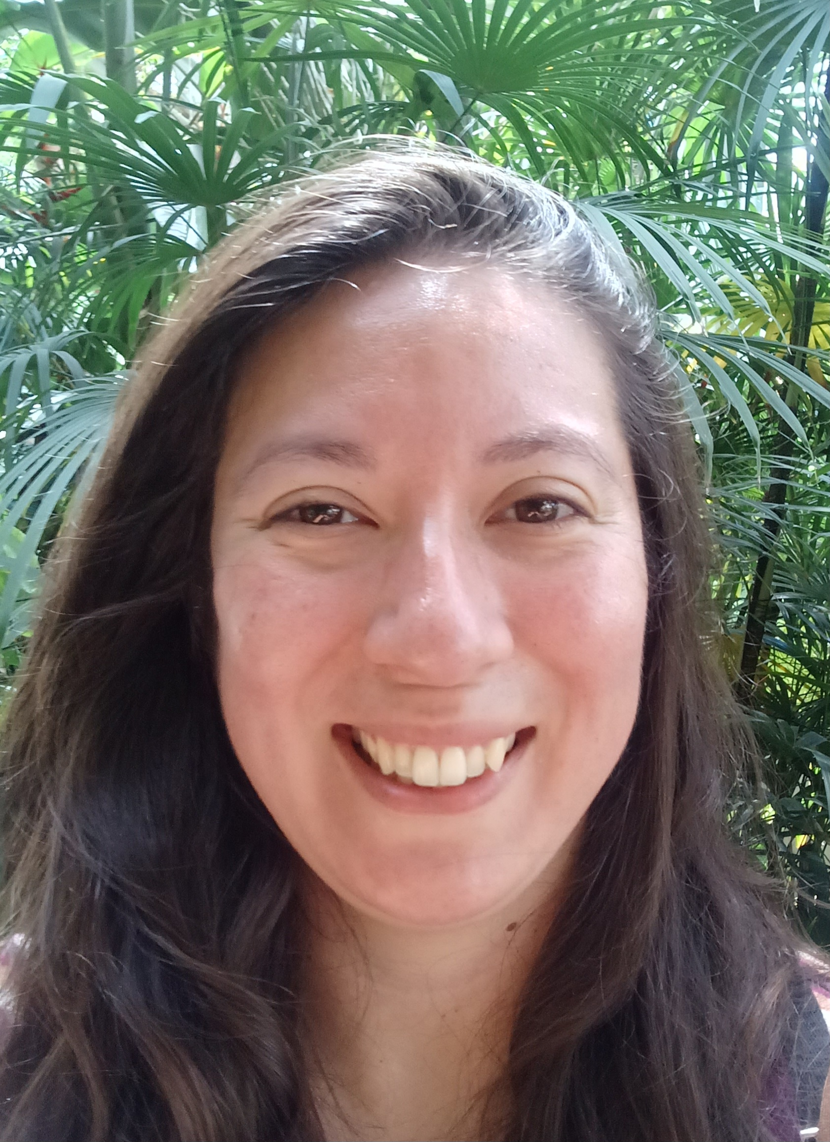 Laura Munoz headshot